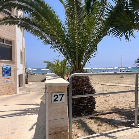 Sandy Nest * Ларнака