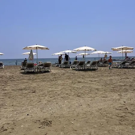 Sandy Nest Апартаменти *