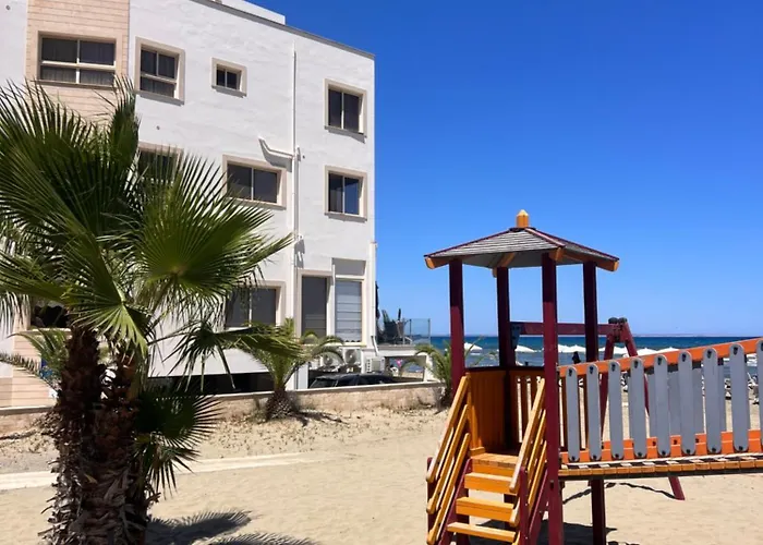 Sandy Nest * Ларнака