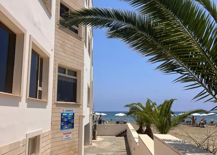 Sandy Nest * Λάρνακα